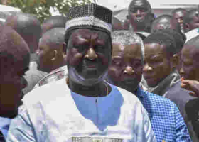 Raila Pocketing Sh800, 000 Per Month from Gov't after Handshake with President Kenyatta