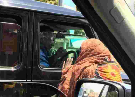 President Kenyatta Captured on Camera Driving Himself in Nairobi Traffic