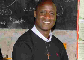 Kenyan Teacher who Donates 80% of His Salary Makes Final 10 for Sh100 Million Global Prize