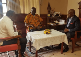 President Kenyatta Visits Retired President Moi After Death of His Son Jonathan