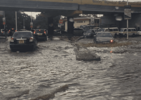 Nairobi Residents Lament as Downpour Leaves City Flooded [PHOTOS]