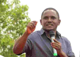 Kenyan MP Videotaped Beating up Blogger for 'Defaming' Him