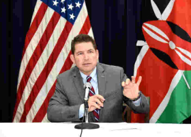 US, UK Envoys Hail Unveiling of New Kenyan Banknotes