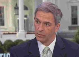 Trump Top Immigration Official Says US Ready to Deport One Million Undocumented Immigrants