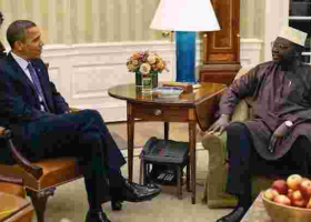 Malik Obama Attacks His ‘Broke’ Half-Brother Barack Obama over $15 Million Home