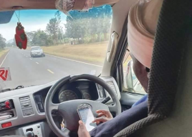 Photos of Akorino Matatu Driver Using His Phone while Doing 80km/h Go Viral 
