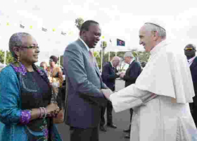 Pope Francis Sends Message to President Uhuru, Kenyans