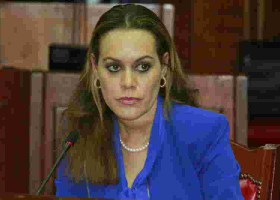 Mwende Mwinzi Must Renounce Her US Citizenship, Duale Says