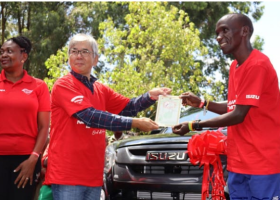 Isuzu Gifts Marathoner Kipchoge Sh4 Million Car after INEOS Challenge