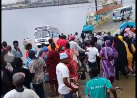 [VIDEO] Scare as Kenyatta University Bus Nearly Sinks into the Indian Ocean