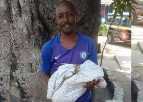 Uhuru Rescues from Prison Kenyan Man Caught Carrying Python in Suitcase, Pays Sh1 Million Fine for Him