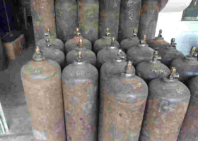 Covid-19: Government Pleads with Kenyans to Surrender Oxygen Cylinders