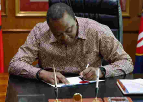 Uhuru Signs IEBC Amendment Bill of 2019 into Law