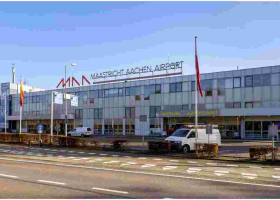 16-Year-Old Kenyan Stowaway Found in Plane's Undercarriage in Holland Discharged from Hospital 