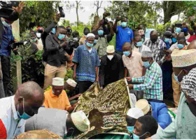 Mama Sarah Obama Laid to Rest in Line with Islamic Traditions 