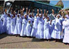 1,649 Members of Stateless Shona Community Receive Kenyan Citizenship Documents 