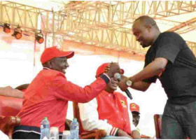 "Bado Nyinyi ni Customers ICC": Comedian Jaymo Ule Msee Lectures Uhuru and Ruto 