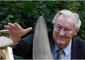 Kenyan Paleoanthropologist Dr. Richard Leakey Buried on a Ridge Along Rift Valley 