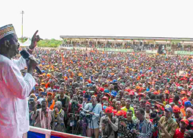 Raila Pledges to Reopen Kenya-Somalia Border If Elected President 