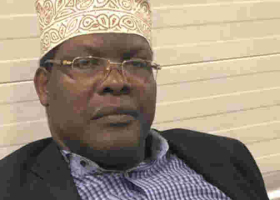 Miguna Still Waiting for President Ruto to Lift Red Alerts Hindering His Return to Kenya 