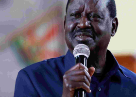 Raila Warns of Ruto's Plan to Suffocate Hustlers 