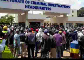 Police Clash With Supporters of ex-Mungiki Leader Maina Njenga at DCI Headquarters 