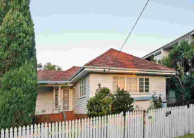 Landlord Threatens to Kick Out Kenyan Couple With Expectant Baby in Australia 