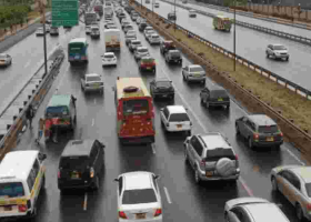 Gang Posing as Cops Steal Sh 4M Stashed in Foreigner's Car 