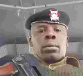 Brave Kenyan Policeman Videotaped Capturing Two Suspected Robbers in Nairobi Earns Praise [VIDEO]