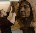 Sculptor Races Against Time to Honor Lionel Messi with Monumental Statue in Patagonia