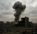 Houthi missile attack on Yemeni presidential palace kills two, minister says