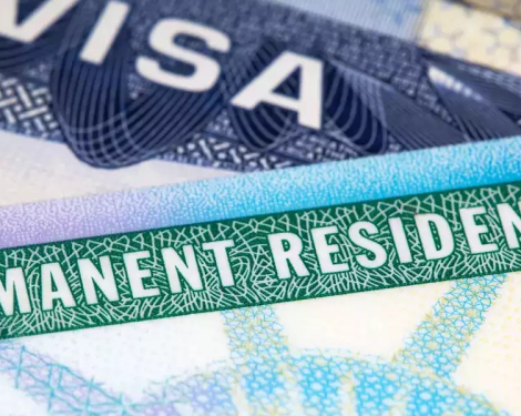 Green Card Holder Detained in Seattle Over Past Convictions Despite Rehabilitation