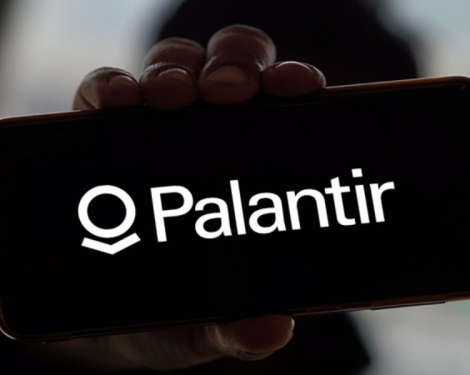 US Develops ‘ImmigrationOS’ to Speed Deportations as ICE Tech Strategy Raises Concerns