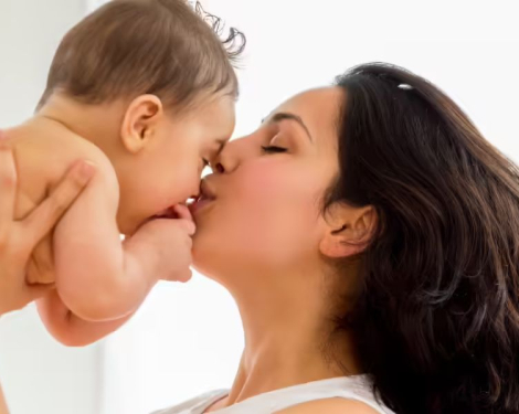 Why You Should Avoid Kissing a Newborn