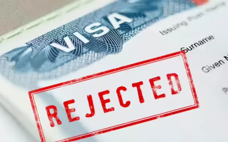B1/B2 Visa Denied Despite Strong Travel History: Applicant Describes Harsh Interview Experience