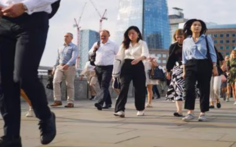 UK High Potential Visa Allows Graduates to Work Without a Job Offer