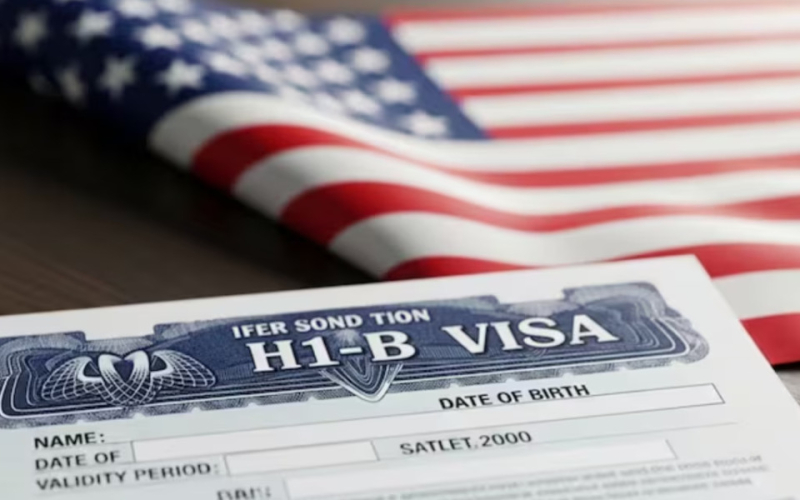 US Confirms $100,000 H-1B Fee Applies Only to New Petitions