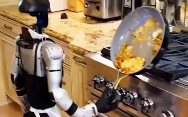 Humanoid Robot Loses Grip on Frying Pan, Turns Cooking Into Comedy Show