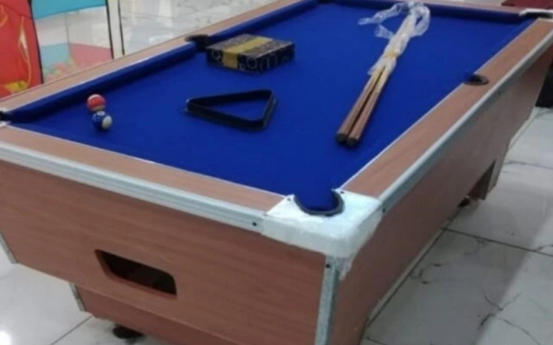 Nairobi Commissioner Warns of Gangs Targeting Victims at Roadside Pool Tables