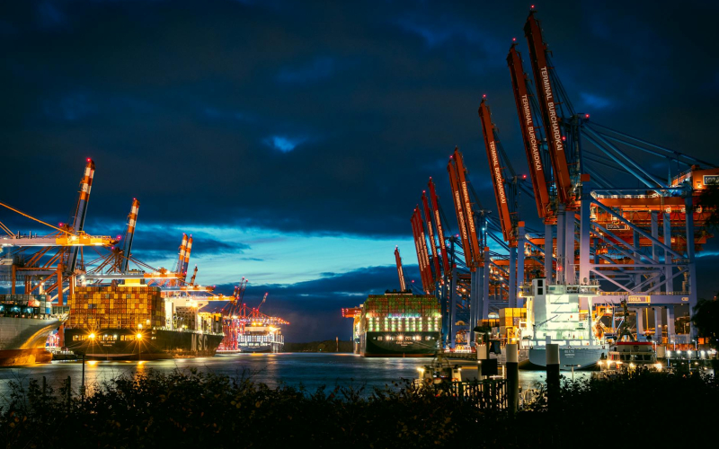 Rising Costs Create Crisis for Global Traders Amid Economic Uncertainty