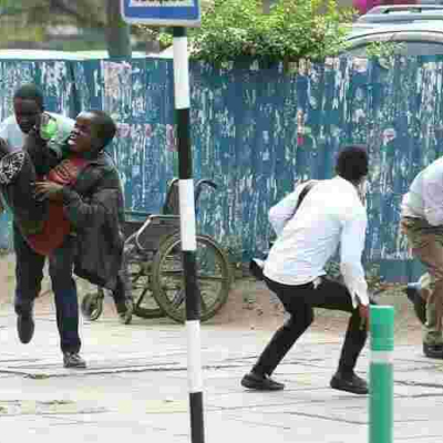 Kenyan Journalist Who Abandoned Job to Rescue Crippled Beggar from Bees Attack Outside Supreme Court Earns Praise