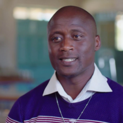 Kenyan Teacher who Donates 80% of His Salary Wins Sh100 Million Global Tutors Prize