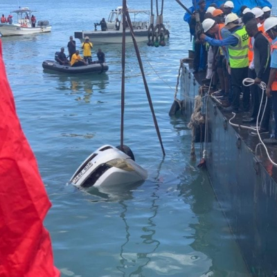 Likoni Accident: Car, Bodies Finally Pulled Out of Indian Ocean 13 Days After