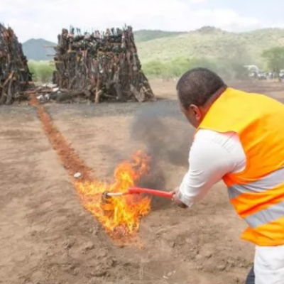 Uhuru Burns over 8,000 Illegal Firearms
