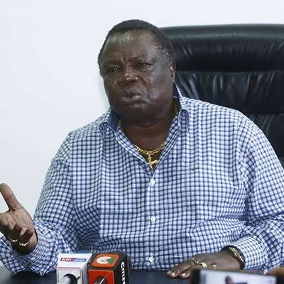 Angry Francis Atwoli Smashes His Smartphone On the Floor During Press Briefing 