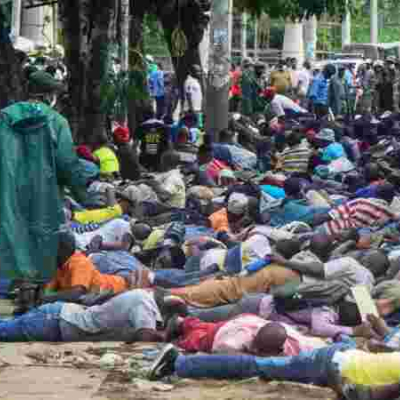 Uhuru Apologizes to Kenyans Brutalized by Police for Defying Curfew