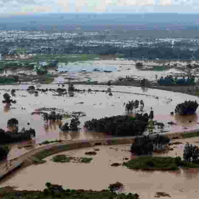 30 People Killed by Floods in Kenya 