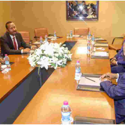 Uhuru Meets President Farmaajo Amid Diplomatic Feud Between Kenya and Somalia 