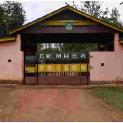 Kenyan Policeman Kills Another Officer Before Turning Gun on Himself in Love Triangle Fight 