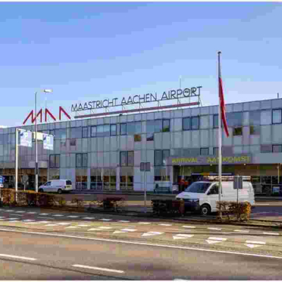 16-Year-Old Kenyan Stowaway Found in Plane's Undercarriage in Holland Discharged from Hospital 